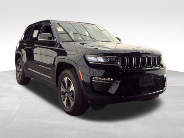 jeep grand cherokee 2024 1C4RJYB68RC125215 image jeep grand cherokee 2024 1C4RJYB68RC125215 image